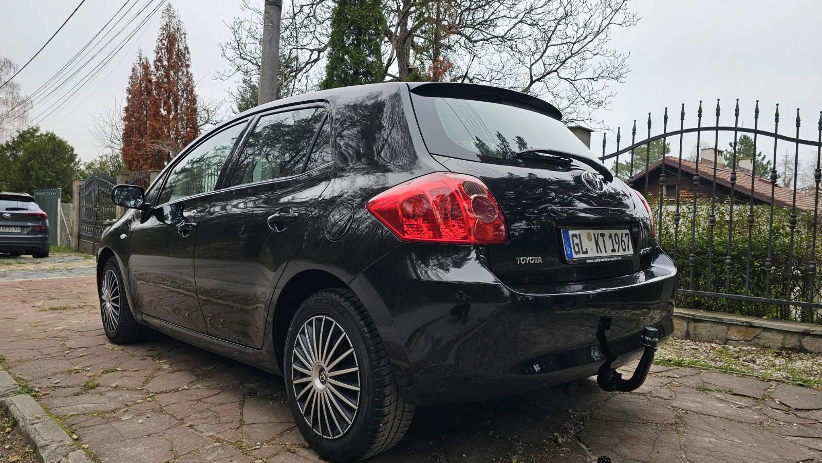 Toyota Auris 1.6, снимка 4 - Автомобили и джипове - 54208717