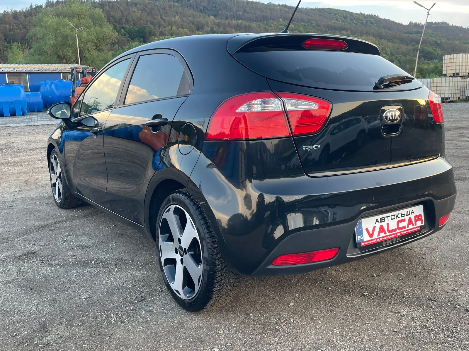 Kia Rio ПЕРФЕКТЕН-ИТАЛИЯ-НОВ ВНОС, снимка 5 - Автомобили и джипове - 54568340