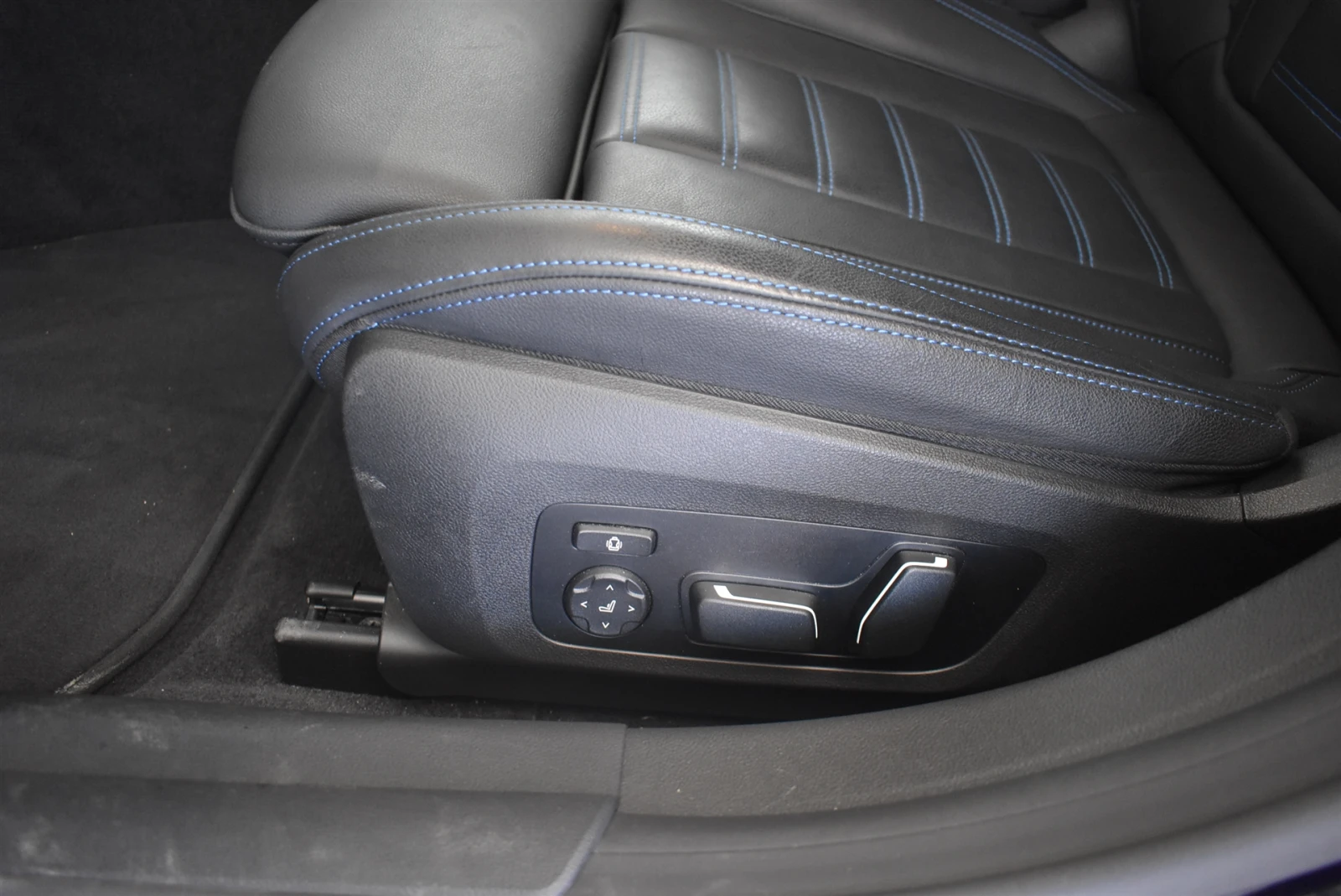 BMW i4 xDrive40 Gran Coupe | Mobile.bg � ����������� 11