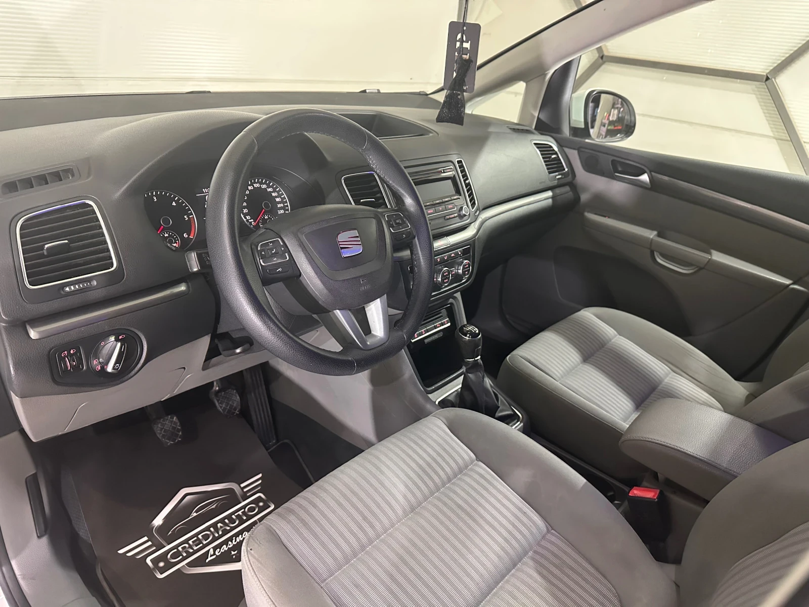 Seat Alhambra 4drive, снимка 7 - Автомобили и джипове - 55568354