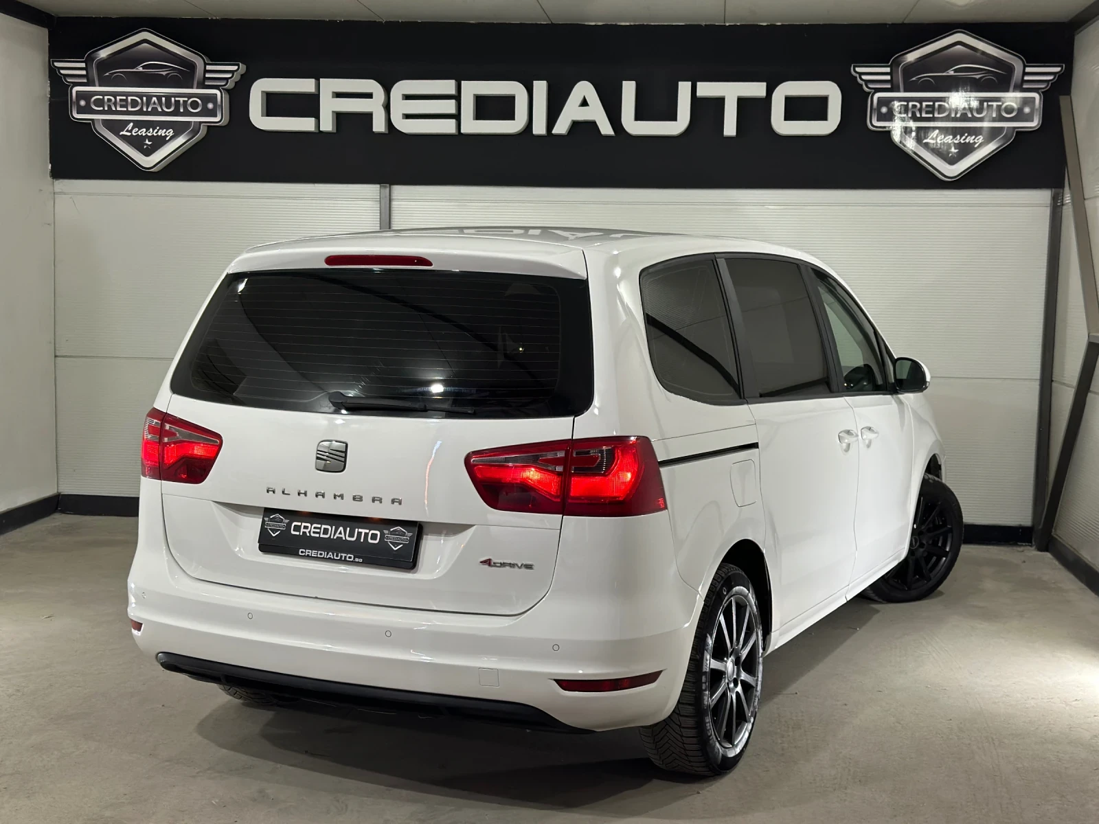Seat Alhambra 4drive, снимка 6 - Автомобили и джипове - 55568354
