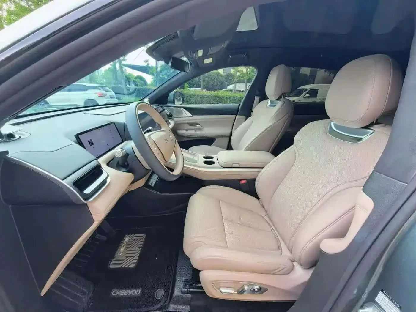 Xpeng G9, снимка 8 - Автомобили и джипове - 56713486