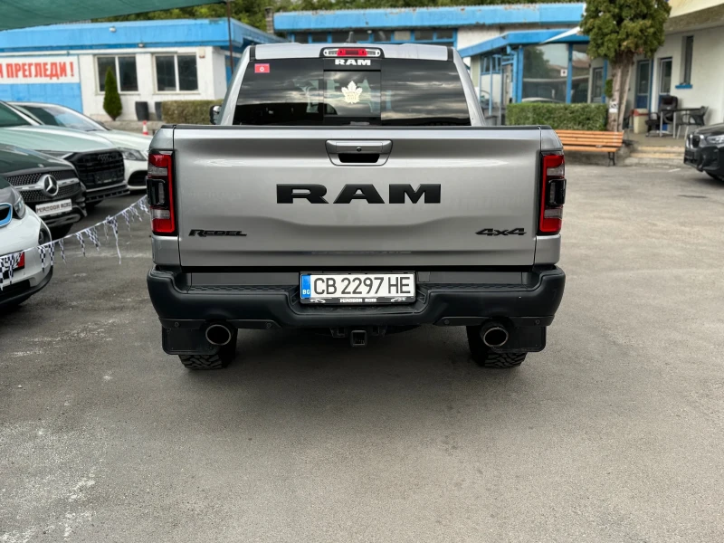 Dodge RAM 1500 REBEL 5.7 Hemi, снимка 6 - Автомобили и джипове - 47116861