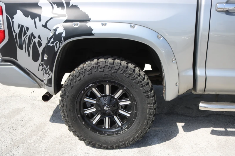 Toyota Tundra 5.7 V8 4x4, снимка 5 - Автомобили и джипове - 51570535
