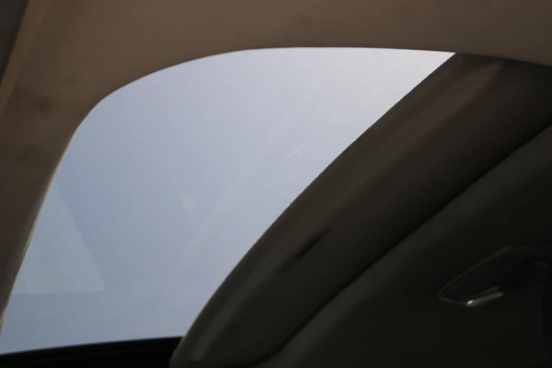 Toyota Tundra 5.7 V8 4x4, снимка 16 - Автомобили и джипове - 51570535