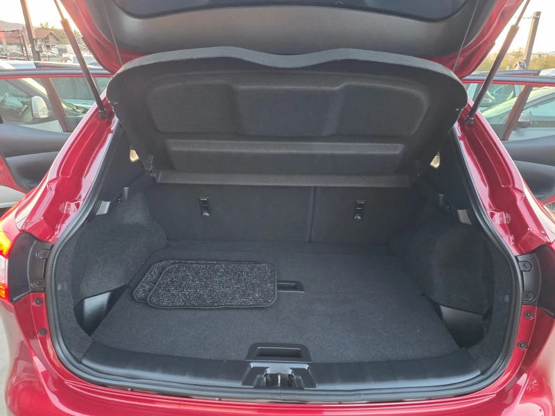 Nissan Qashqai 62442km 1.2i-116к.с-EURO 6b АВТОМАТИК-ШВЕЙЦАРИЯ, снимка 16 - Автомобили и джипове - 52110401