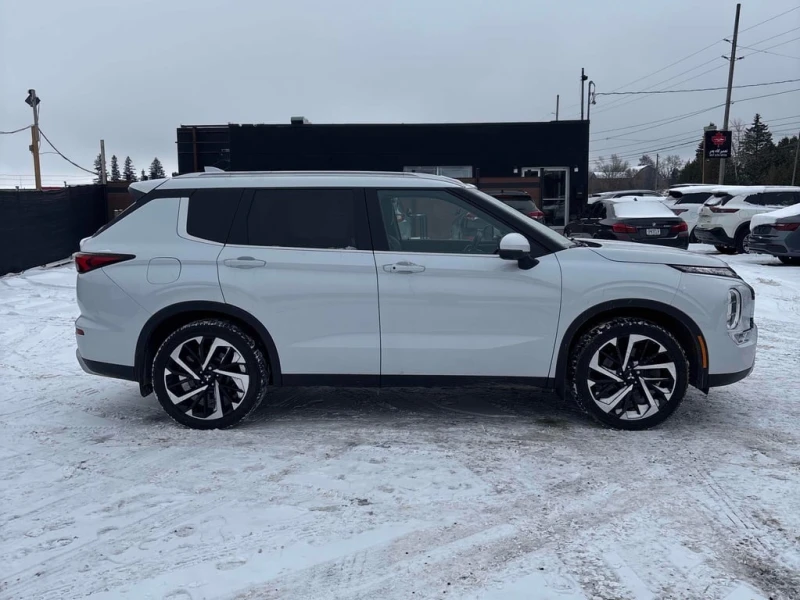 Mitsubishi Outlander S AWC  CARFAX, снимка 3 - Автомобили и джипове - 52645167