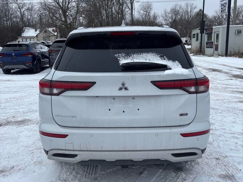 Mitsubishi Outlander S AWC  CARFAX, снимка 4 - Автомобили и джипове - 52645167