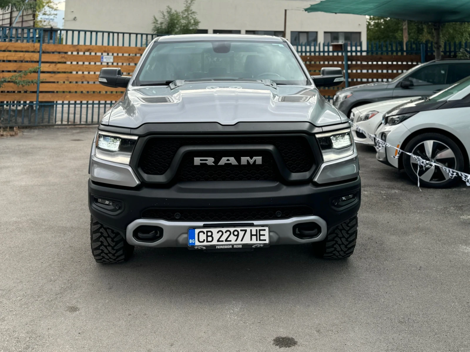 Dodge RAM 1500 REBEL 5.7 Hemi - изображение 2