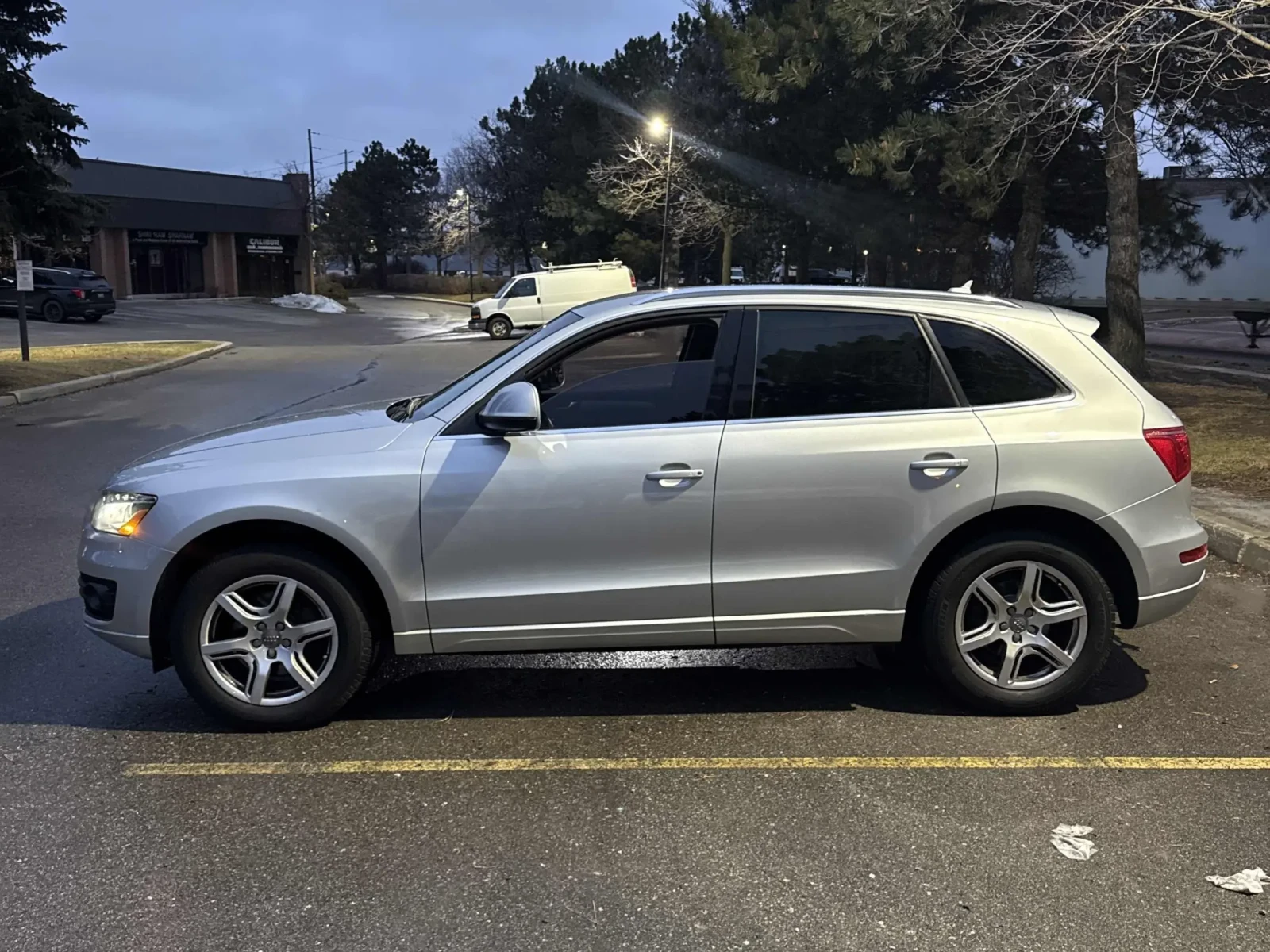 Audi Q5 QUATTRO* PREMIUM* KEYLESS* АвтоКредит(ЦЕНА ДО БГ) - изображение 3