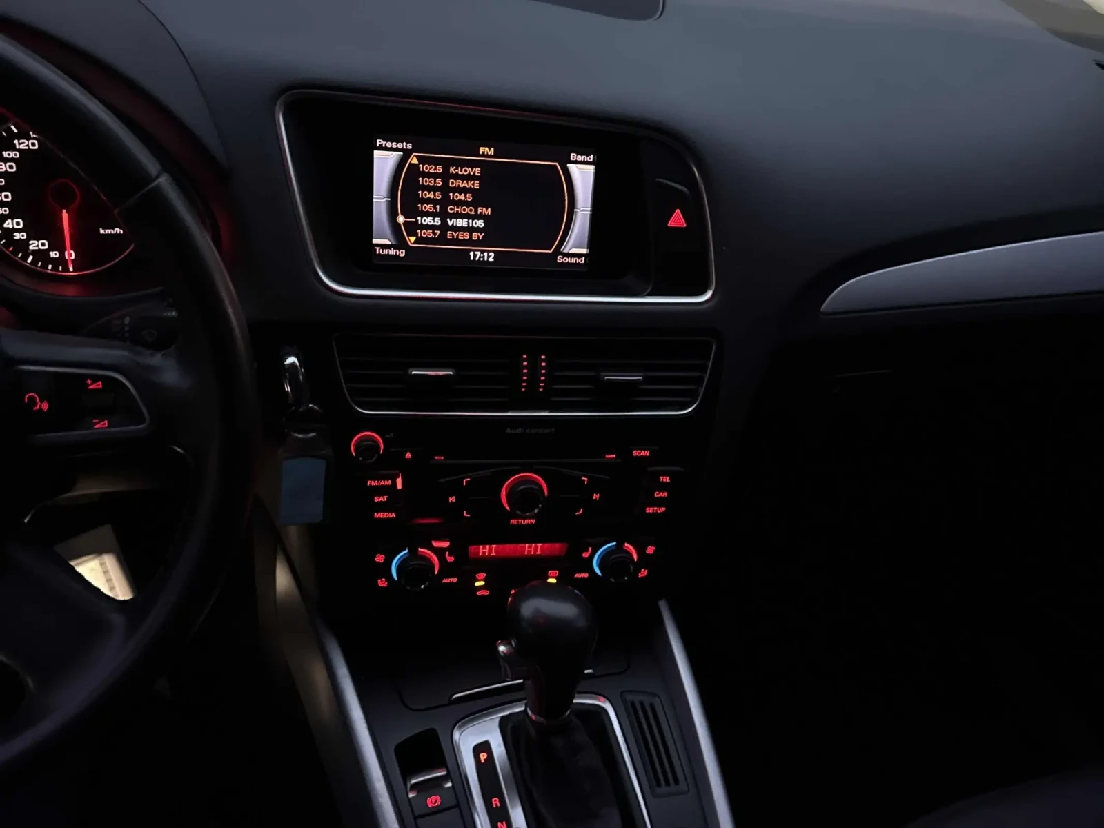 Audi Q5 QUATTRO* PREMIUM* KEYLESS* АвтоКредит(ЦЕНА ДО БГ) - изображение 8