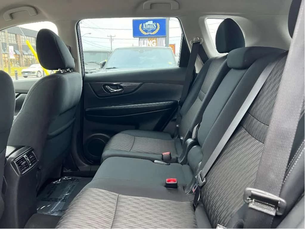 Nissan Rogue * Clean Carfax| Certified| Back Up Camera| Bluetoo, снимка 12 - Автомобили и джипове - 53750253