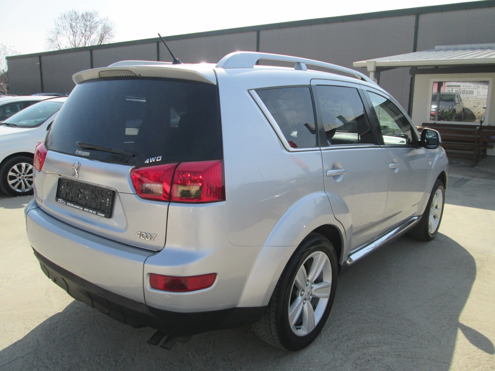 Peugeot 4007 2.2HDI 4x4 Навигация-Камера-Сервизна история, снимка 4 - Автомобили и джипове - 53981881