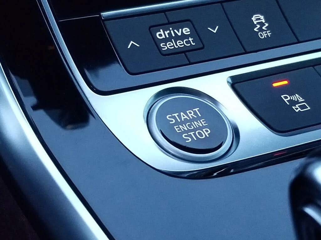 Audi Q7 S-line* АвтоКредит* (ЦЕНА ДО БГ), снимка 16 - Автомобили и джипове - 54255994