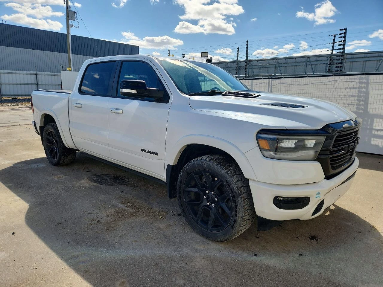 Dodge RAM 1500 5.7l Laramie, снимка 4 - Автомобили и джипове - 54569351