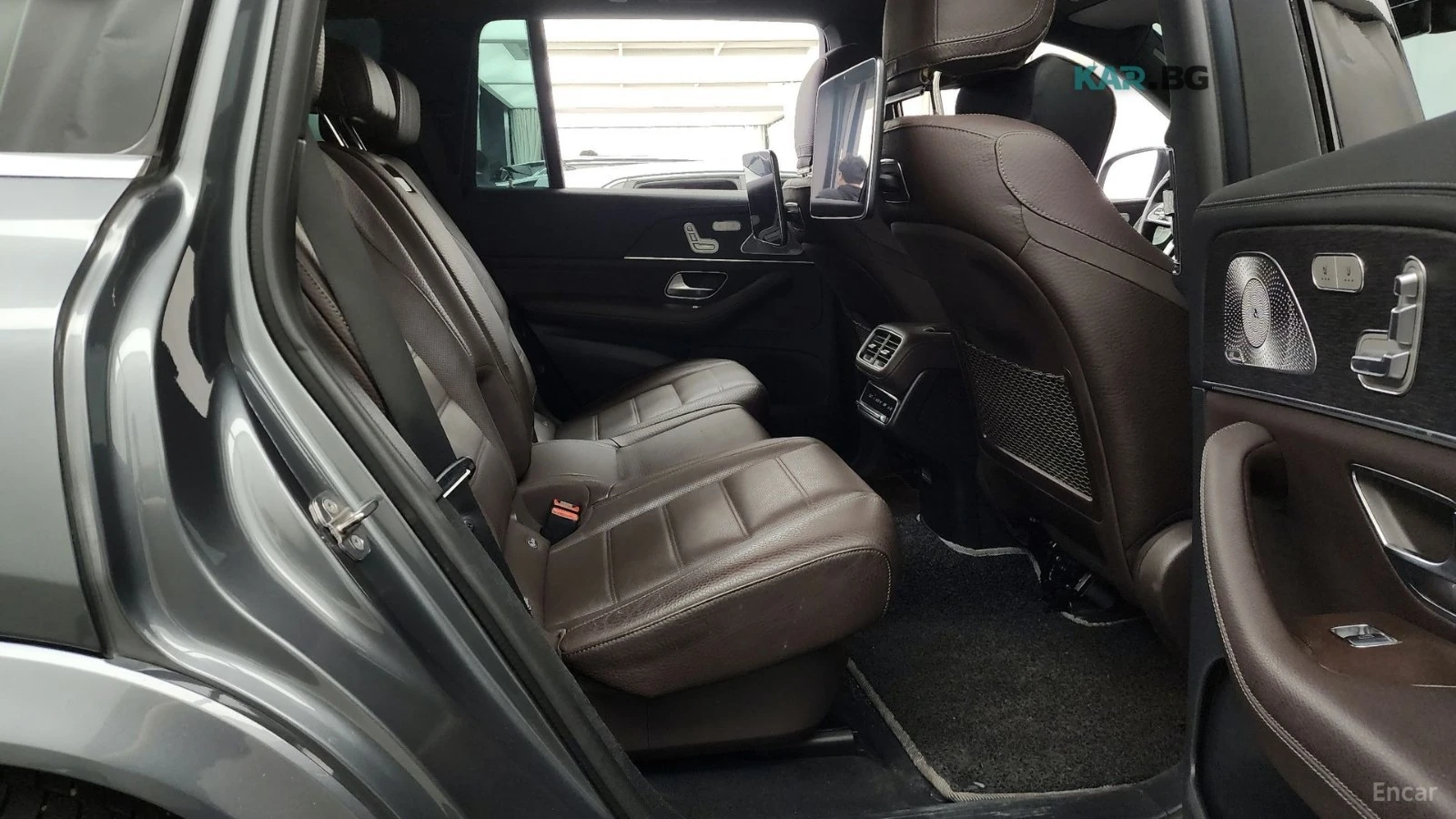 Mercedes-Benz GLS580 AMG-LINE* FULL-ASSISTS* EQ-HYBRID* 48V* RSE* , снимка 16 - Автомобили и джипове - 54803193