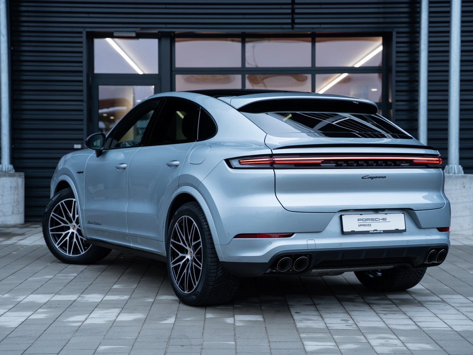 Porsche Cayenne E-Hybrid Coupé Black Edition, снимка 2 - Автомобили и джипове - 54940082