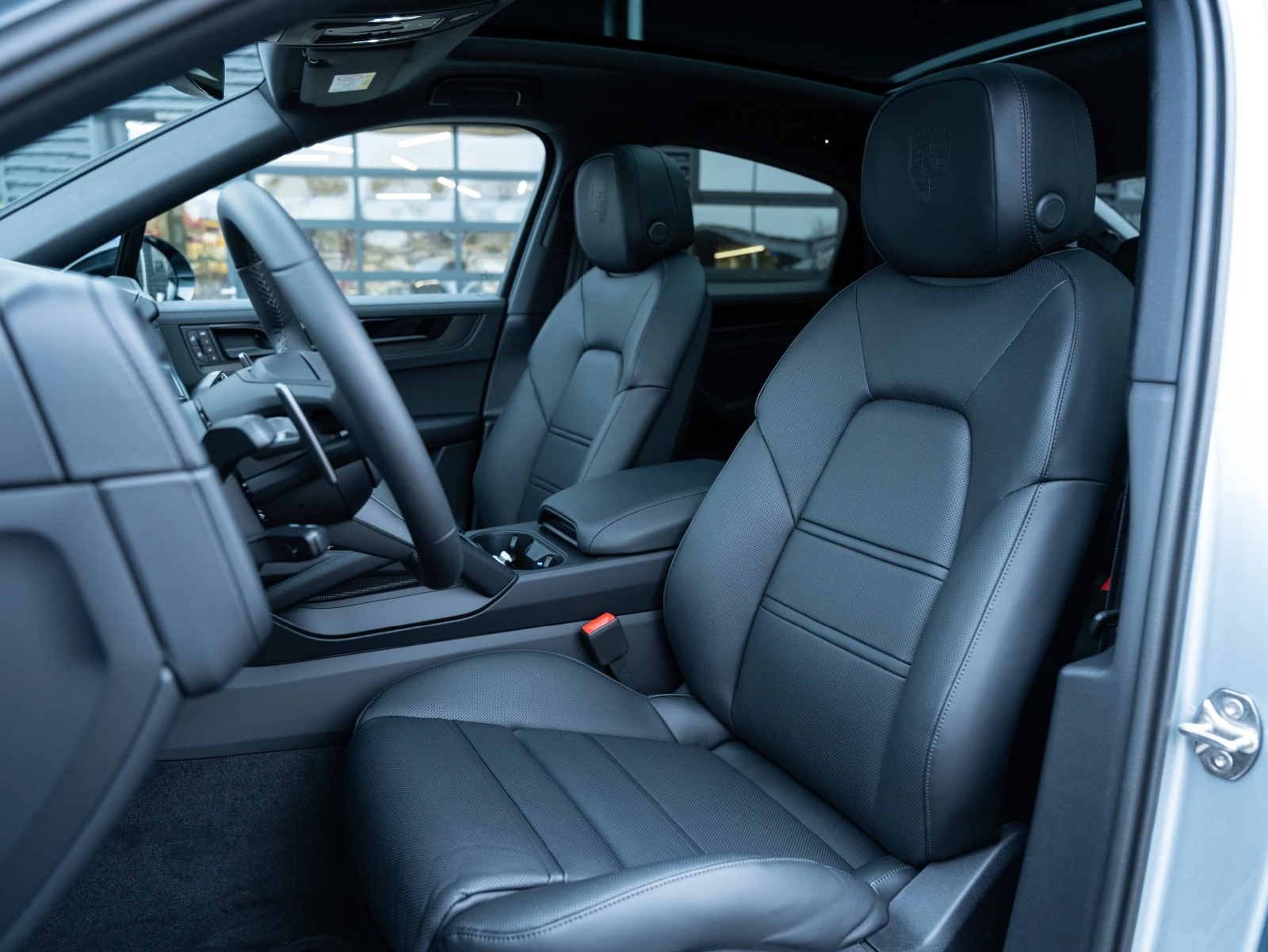 Porsche Cayenne E-Hybrid Coupé Black Edition, снимка 6 - Автомобили и джипове - 54940082
