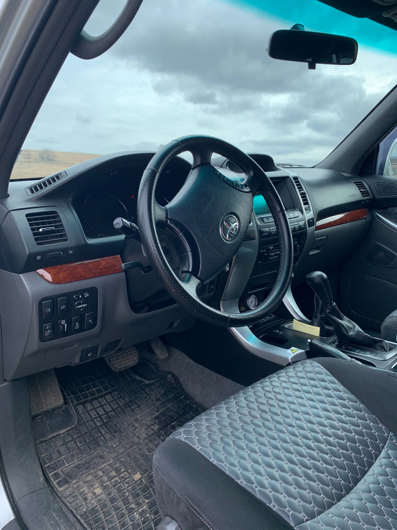 Toyota Land cruiser J120, снимка 3 - Автомобили и джипове - 55185186