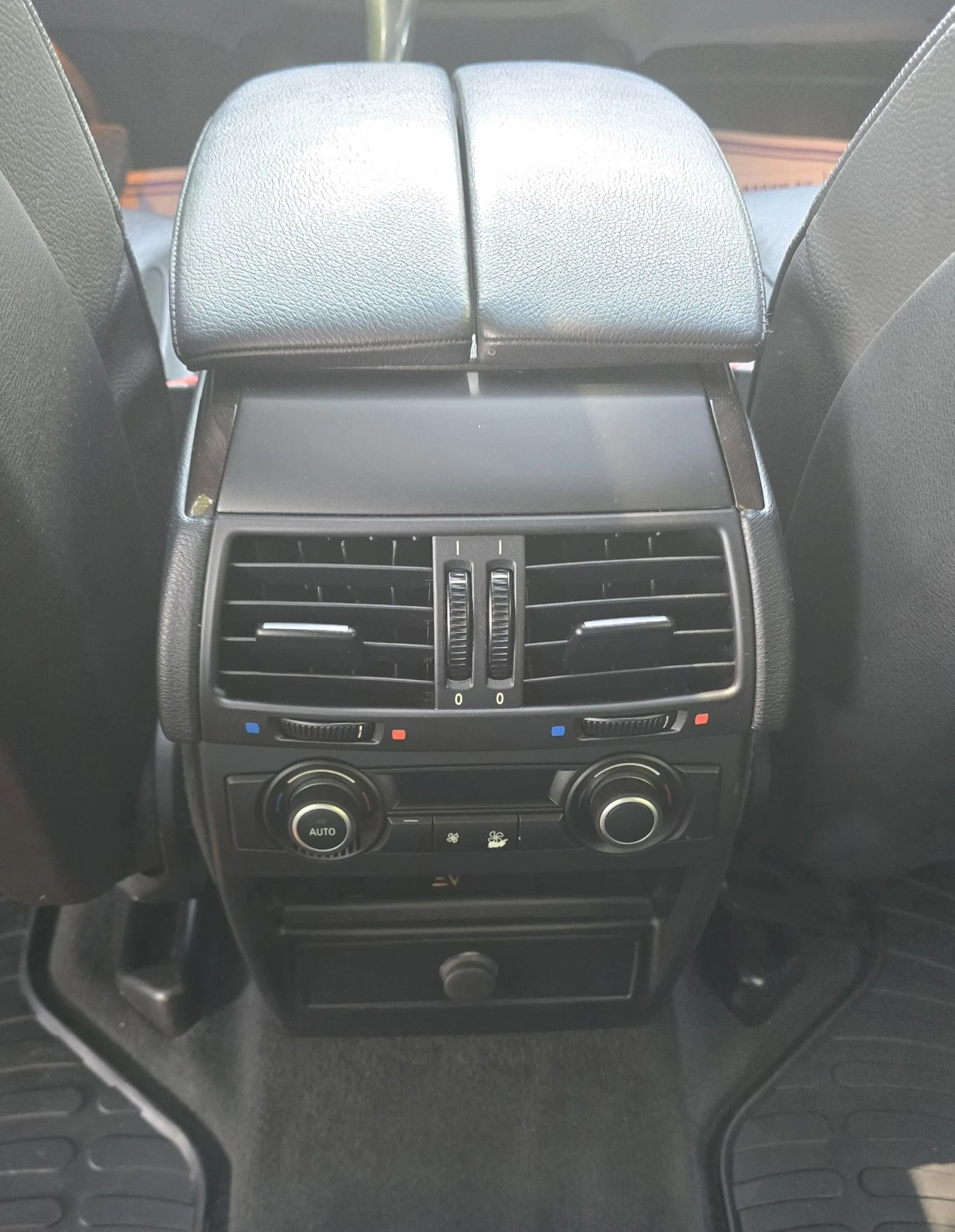 BMW X5 Xdrive 50 i , снимка 16 - Автомобили и джипове - 55186168