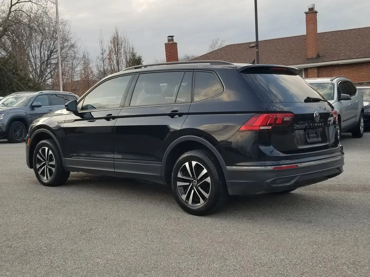 VW Tiguan 4MOTION* CARPLAY* ������� | Mobile.bg � ����������� 2