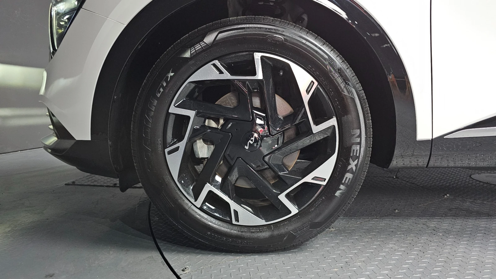 Kia Sportage | ФИКСИРАНА ЦЕНА ДО БЪЛГАРИЯ | , снимка 4 - Автомобили и джипове - 55532454