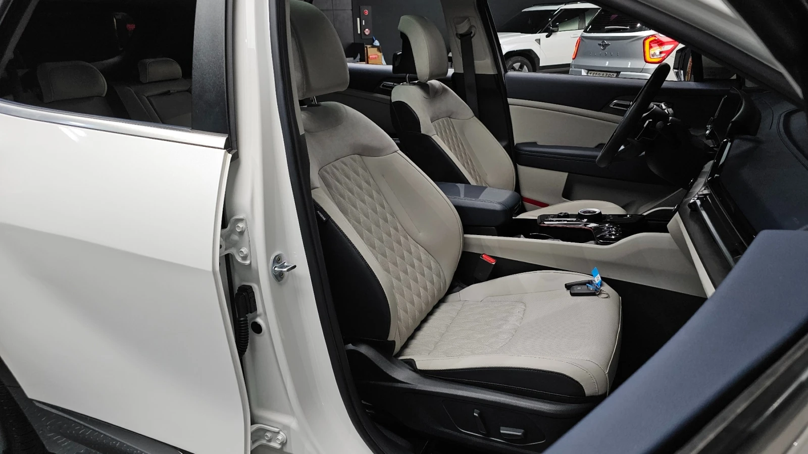 Kia Sportage | ФИКСИРАНА ЦЕНА ДО БЪЛГАРИЯ | , снимка 9 - Автомобили и джипове - 55532454