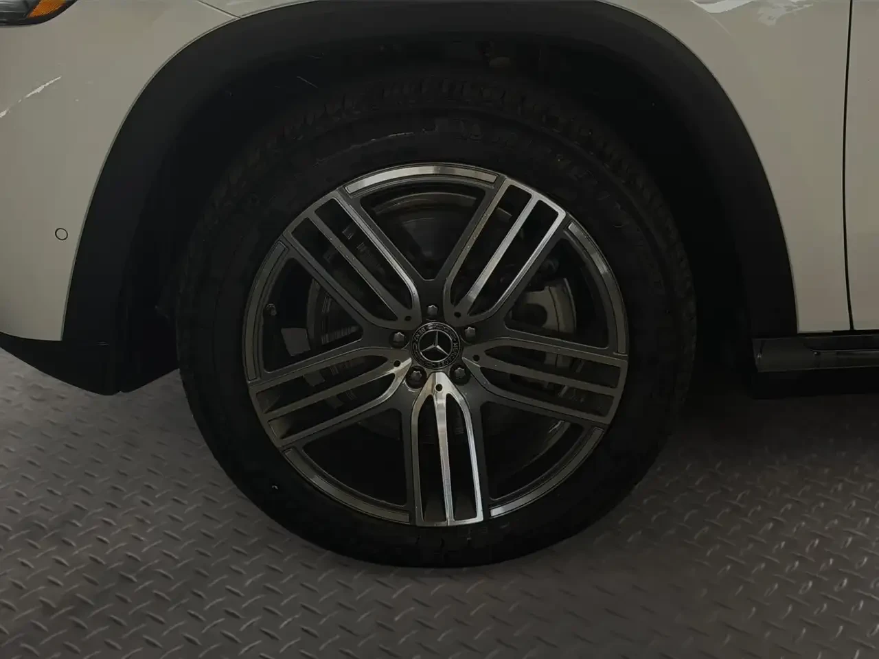 Mercedes-Benz GLS, снимка 9 - Автомобили и джипове - 56227451
