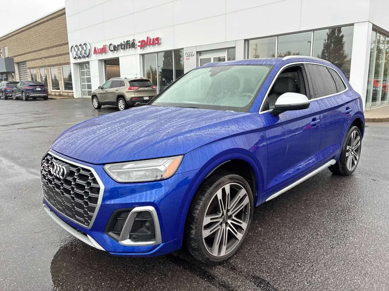 Audi SQ5  Progressiv / Distronic / Carfax / Автокредит 