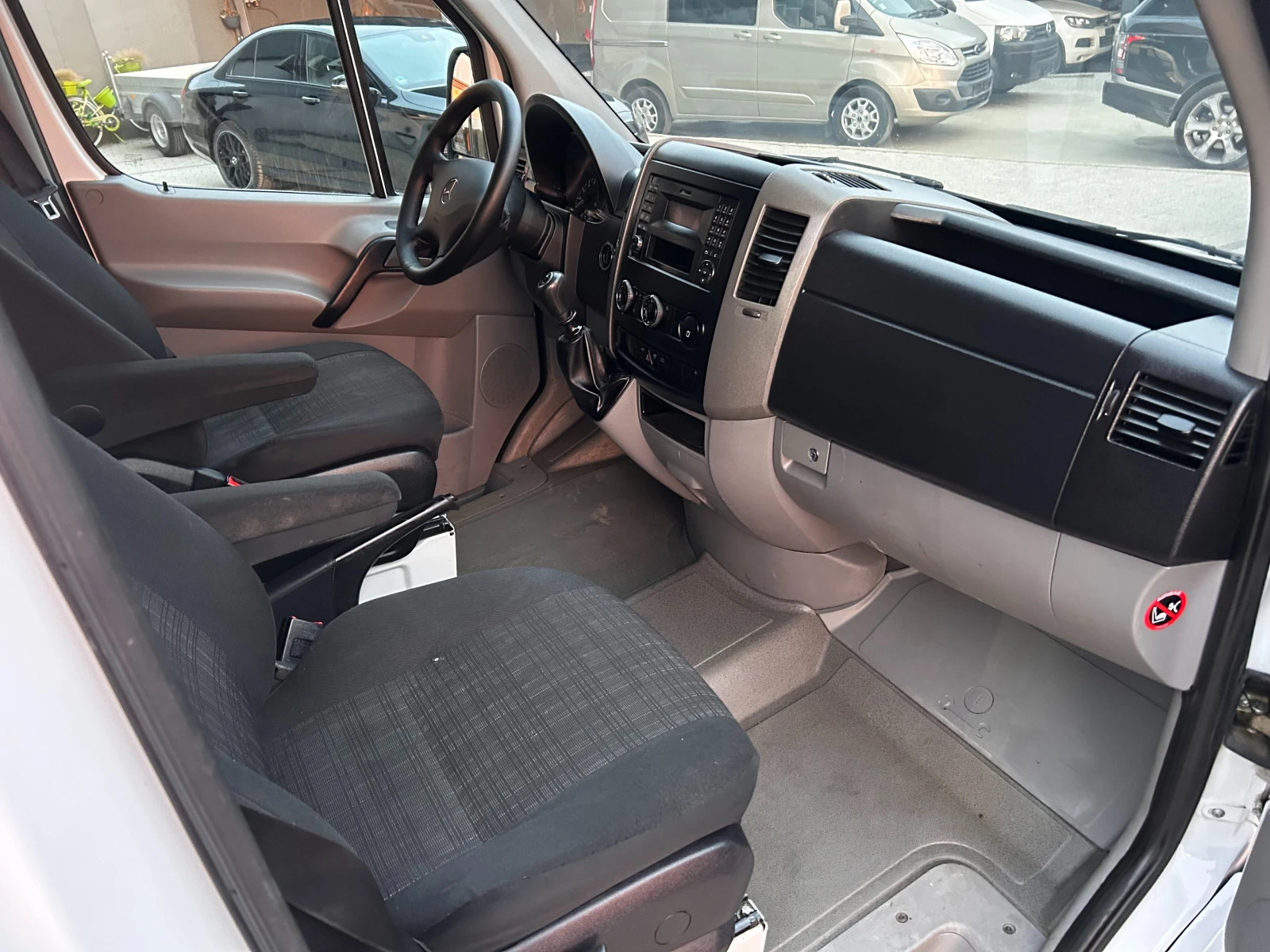 Mercedes-Benz Sprinter 313CDI 6-местен Клима  - изображение 10