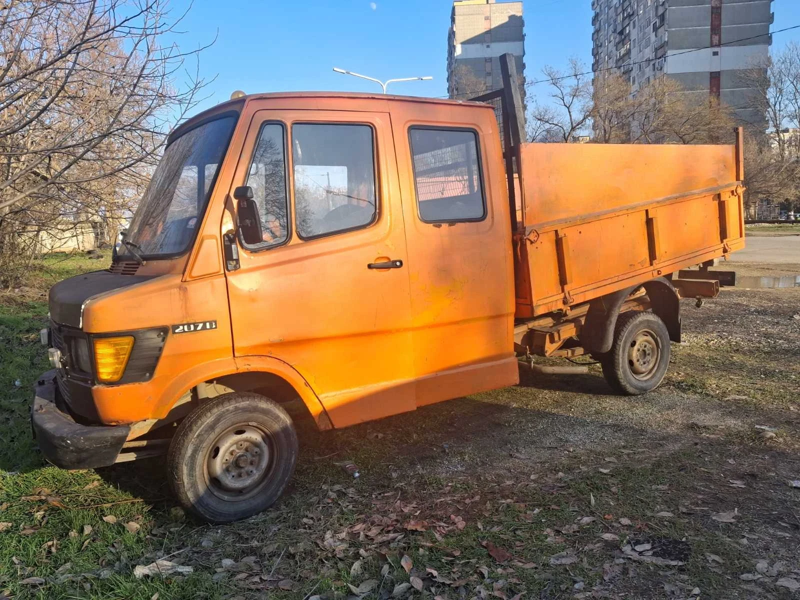 Mercedes-Benz 207 207D (T1)
