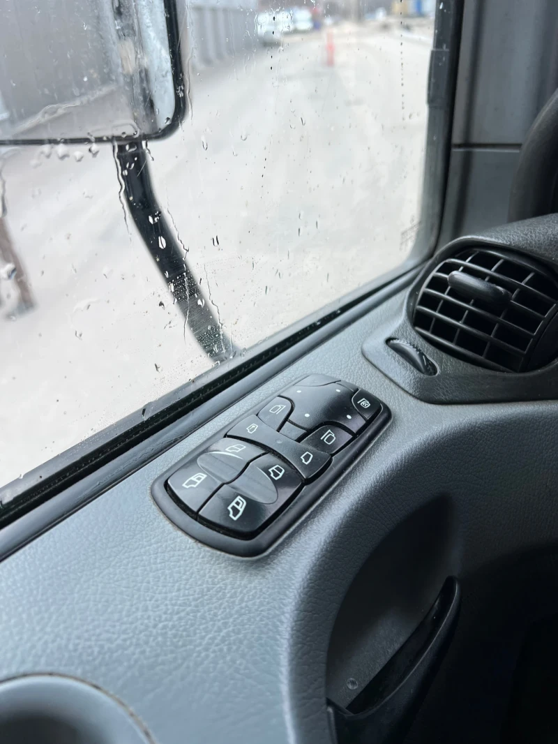 Mercedes-Benz 1831 Kонтейнеровоз, снимка 10 - Камиони - 52729410