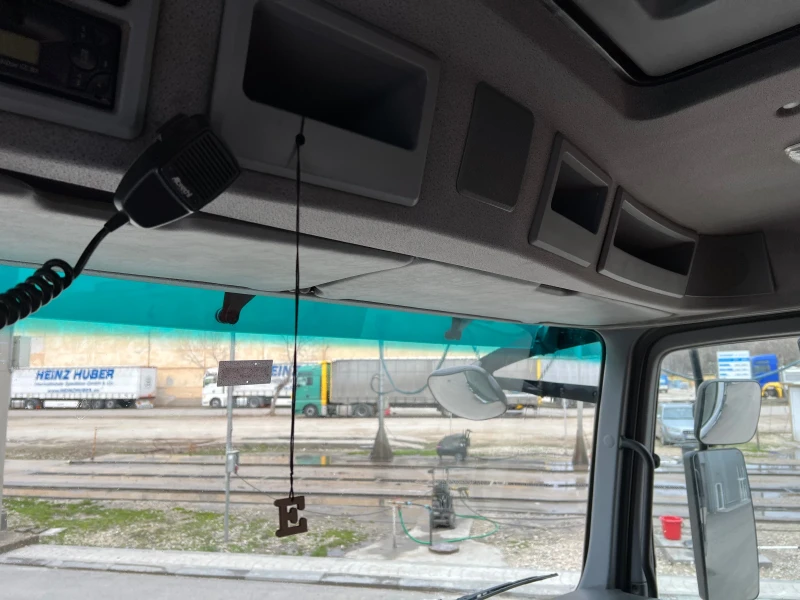 Mercedes-Benz 1831 Kонтейнеровоз, снимка 16 - Камиони - 52729410