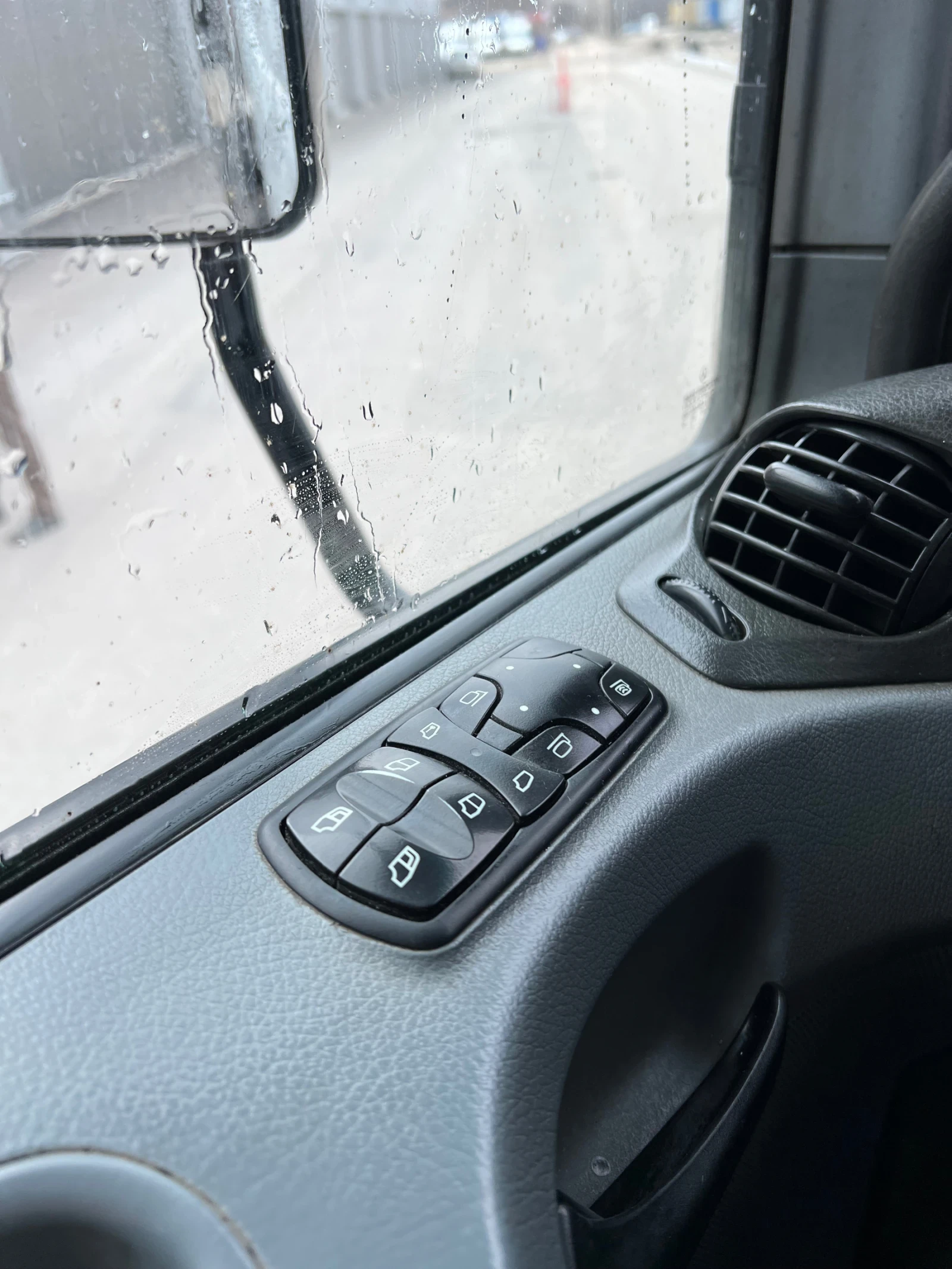 Mercedes-Benz 1831 Kонтейнеровоз - изображение 10