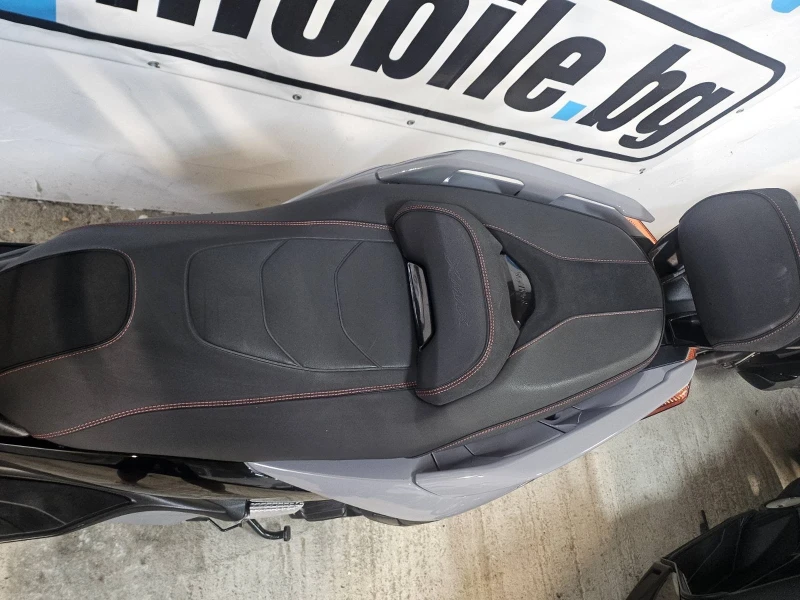 Yamaha X-max 400i ABS TCS TECH MAX!!!, снимка 8 - Мотоциклети и мототехника - 51334179