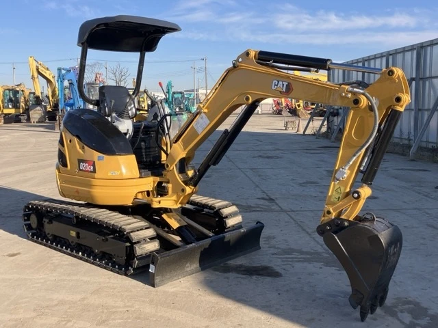 Багер Cat 020CR - ОЧАКВАН ВНОС 14.04.2026!!!, снимка 2 - Индустриална техника - 52887315