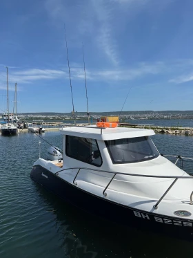 Моторна яхта Собствено производство Samba Long, снимка 1 - Воден транспорт - 47241467