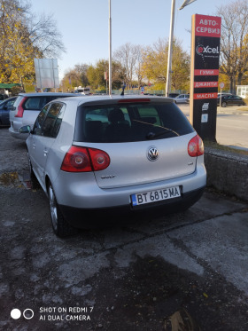 VW Golf, снимка 1 - Автомобили и джипове - 44810975