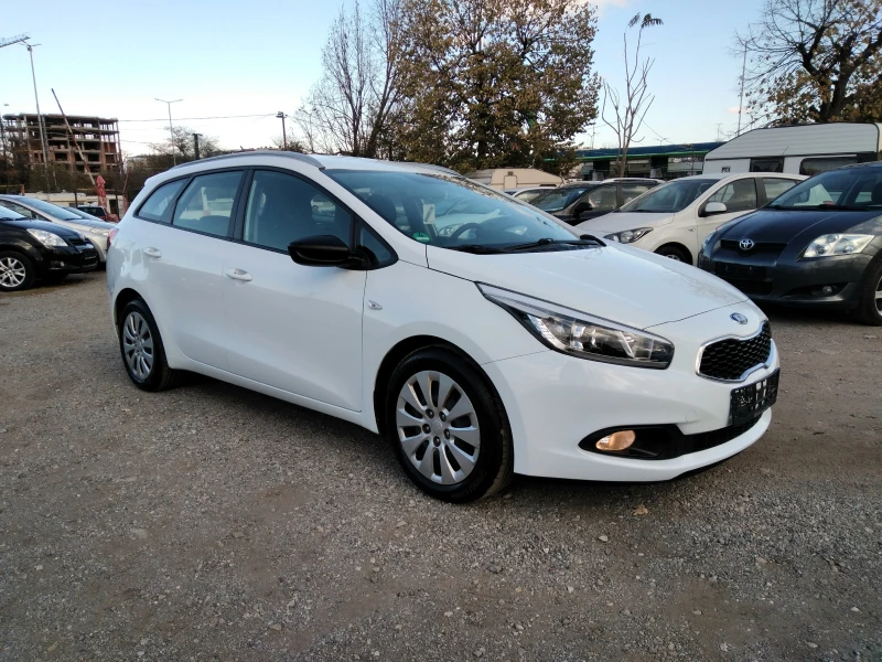 Kia Ceed 1.4-16v-100к.с.- FACE, снимка 3 - Автомобили и джипове - 35261693