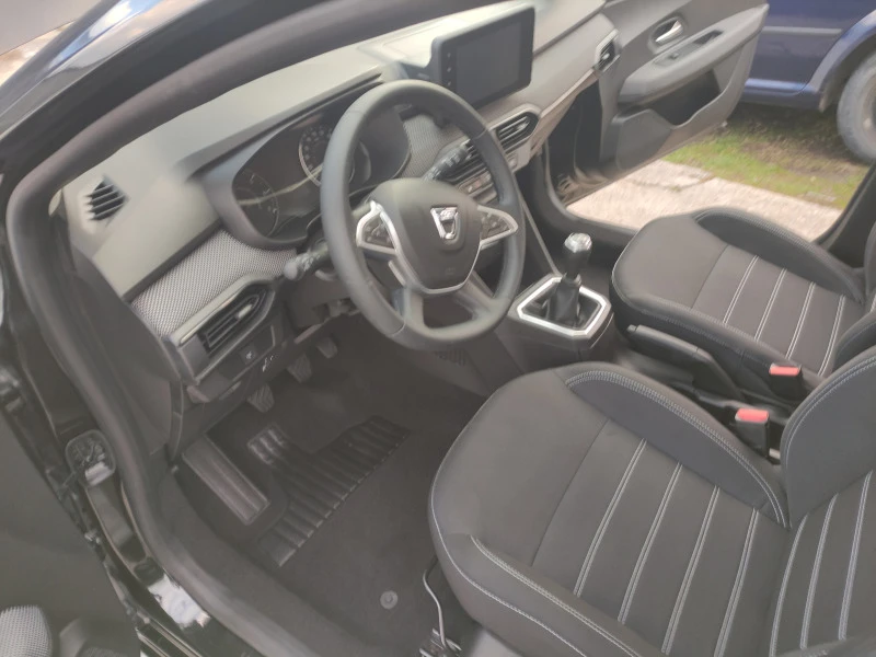 Dacia Sandero 1.0 , снимка 8 - Автомобили и джипове - 46700412