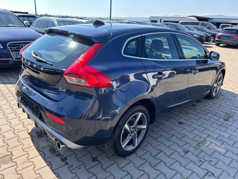 Volvo V40 2.0D4 R-Design KOJA/NAVI/KAMERA EURO 5 ЛИЗИНГ, снимка 6 - Автомобили и джипове - 46279026