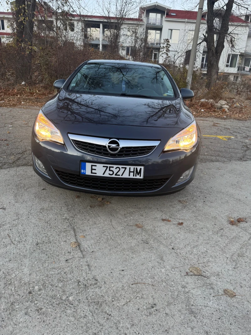 Opel Astra, снимка 1 - Автомобили и джипове - 48079823