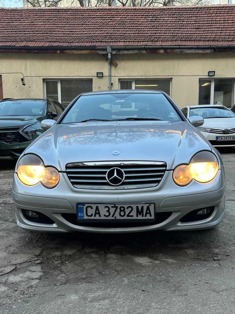 Mercedes-Benz C 220, снимка 2 - Автомобили и джипове - 48143316