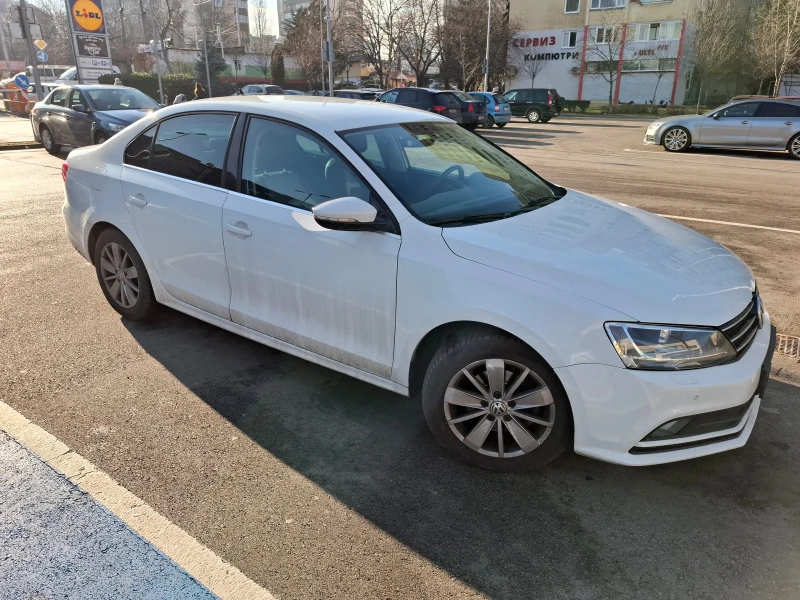 VW Jetta, снимка 7 - Автомобили и джипове - 48728013