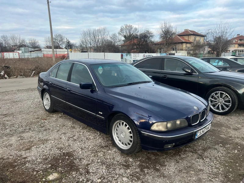 BMW 525, снимка 1 - Автомобили и джипове - 48994530