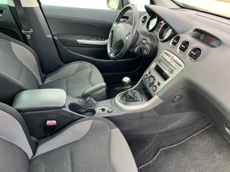 Peugeot 308 -Deutsch-English-Francais-Руский-Български, снимка 10 - Автомобили и джипове - 50212832