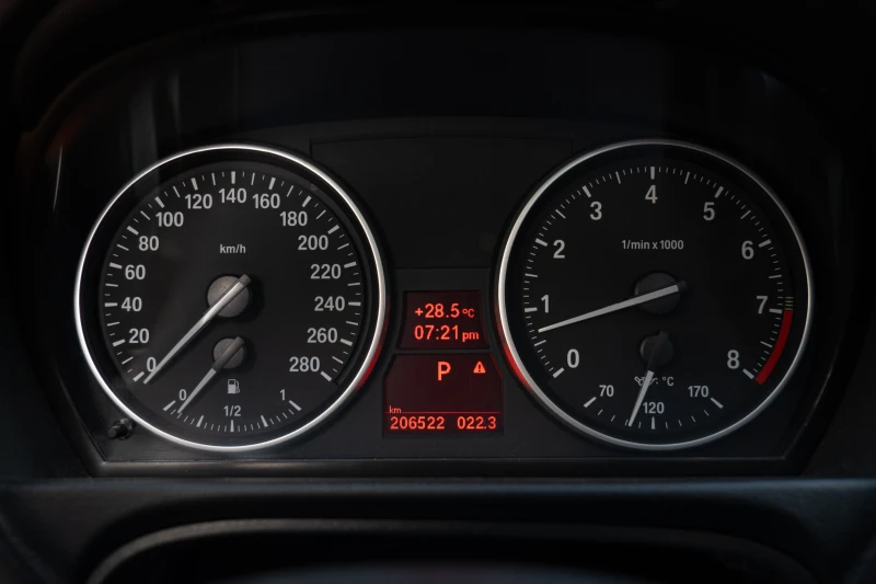 BMW 335, снимка 11 - Автомобили и джипове - 52517852