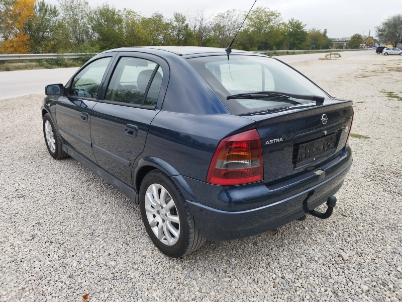 Opel Astra 1.6 i 85kc., снимка 3 - Автомобили и джипове - 52076514