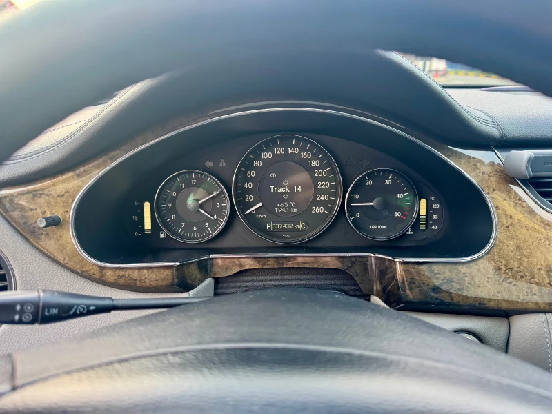 Mercedes-Benz CLS 320 320 CDI, снимка 12 - Автомобили и джипове - 52629932