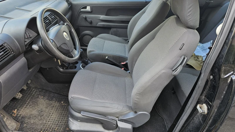 VW Fox, снимка 6 - Автомобили и джипове - 52856599